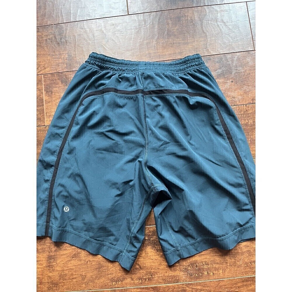 Lululemon Mens Casual Active Lined Work Out Shorts READ BELOW - Picture 5 of 9